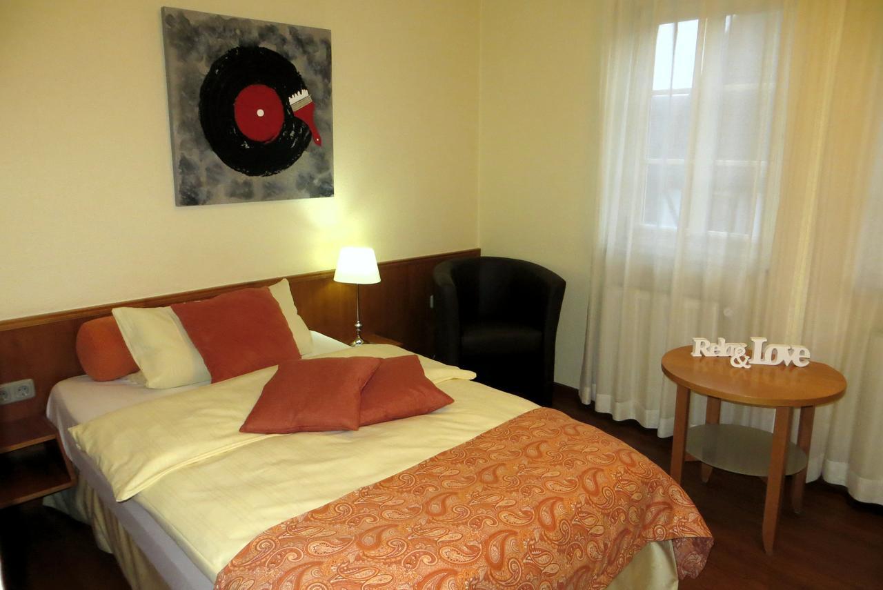 Burghotel Muenzenberg Εξωτερικό φωτογραφία