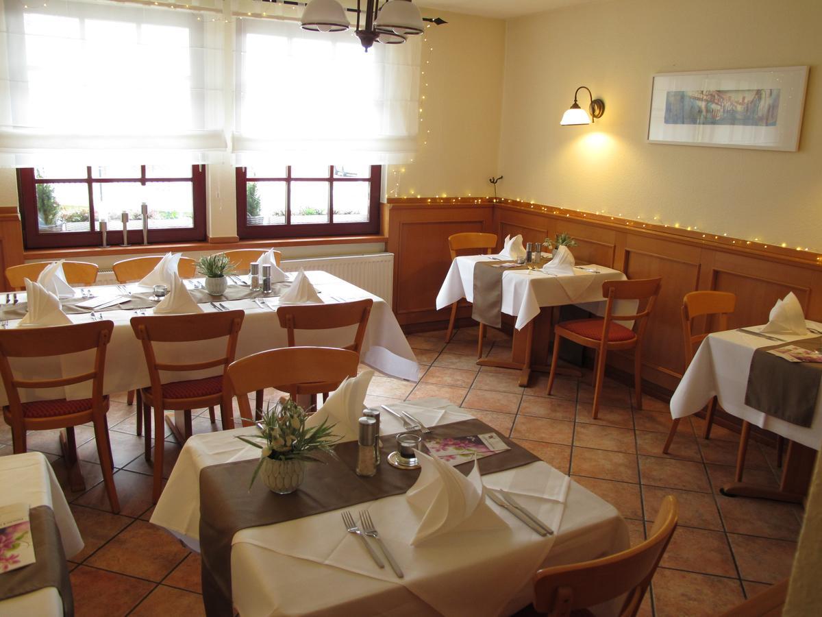 Burghotel Muenzenberg Εξωτερικό φωτογραφία