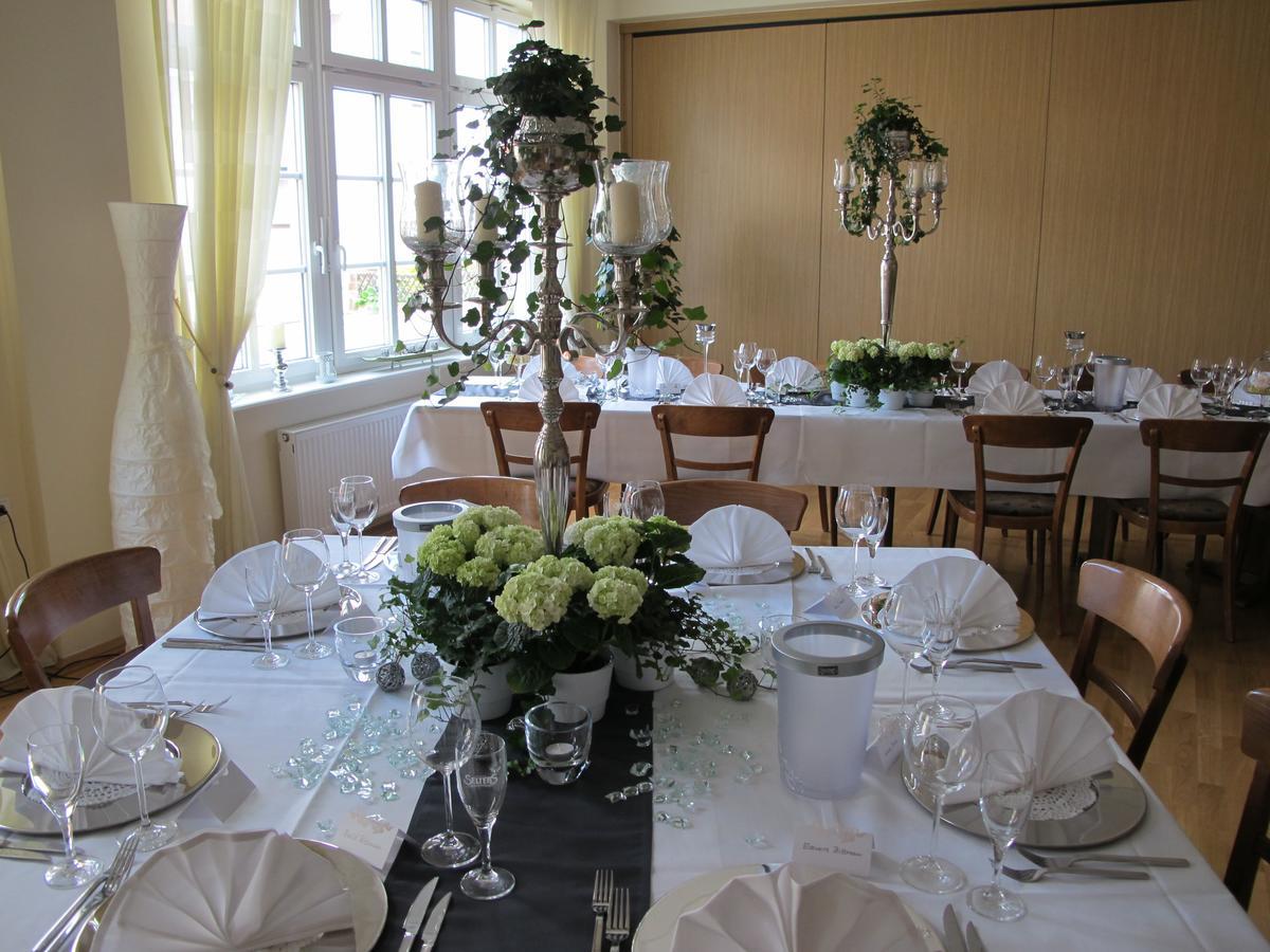 Burghotel Muenzenberg Εξωτερικό φωτογραφία